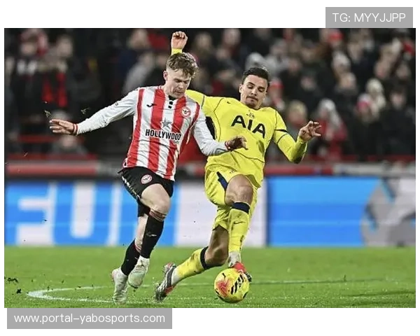 阿森纳客场四球大胜利兹联,七分优势领跑积分榜